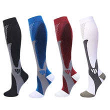 Carregar imagem no visualizador da galeria, Meias de Compressão Suprema (20-30 mmHg) - Kit 4 pares