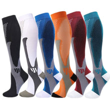 Carregar imagem no visualizador da galeria, Meias de Compressão Suprema (20-30 mmHg) - Kit 6 pares