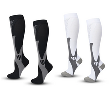 Carregar imagem no visualizador da galeria, Meias de Média Compressão 20-30 mmHg - (Promoção Kit com 2 pares)