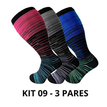 Carregar imagem no visualizador da galeria, Meias de Compressão Suprema Plus Size 20-30 mmHg - Kit 3 pares