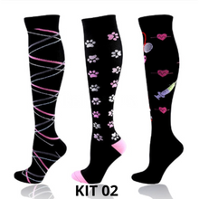 Carregar imagem no visualizador da galeria, Meias de Compressão Divertidas 20-30 mmHg - Kit 3 pares